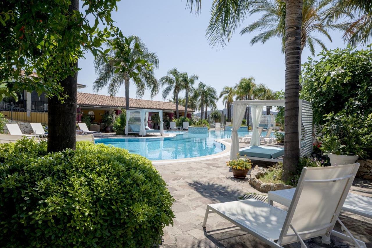 Cruccuris Resort - Adults Only Вилласимиус Экстерьер фото